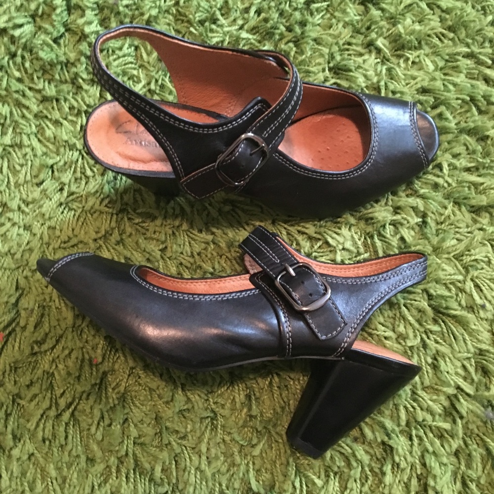 Clark’s Artisan Heels